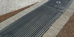 Брусчатка Песчаник Belgian Grey и Гранит Камбулатовскийфранцуженка, пиленая, плитка Камбулатовское Полиров (фотоотзыв) Фонтан Белгород (14)
