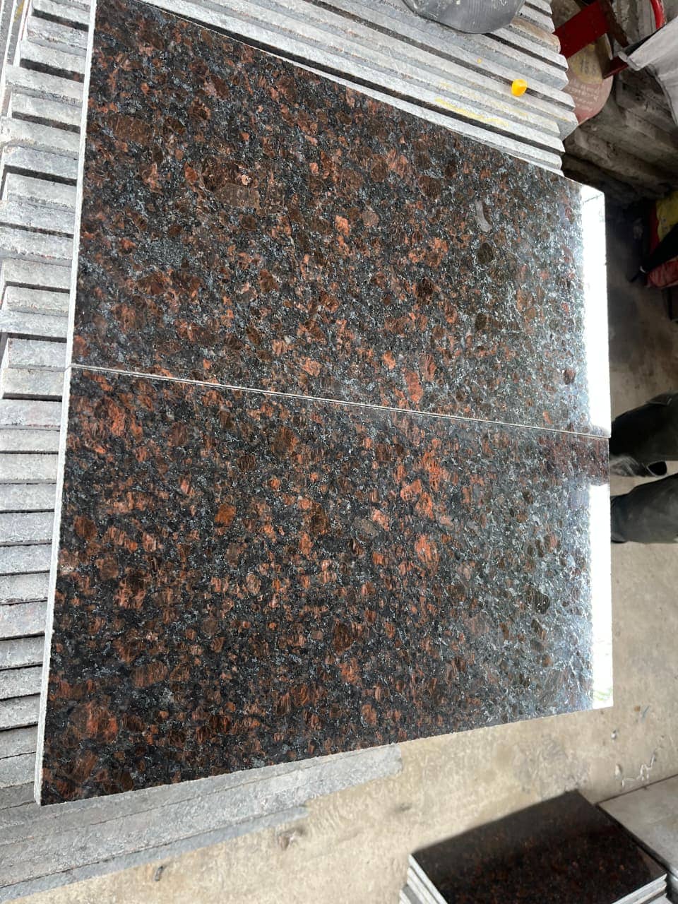 Гранитная плитка Тan Brown, Thermo/Polished 31