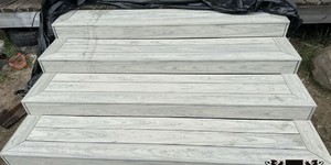 Ступени из ДПК Бамберг полнотелая Карельская берёза ступени крыльца из дпк