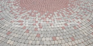 Тротуарная плитка Браер Классико круговая туман, винный, коралловый - узоры тротуарной плитки из двух цветов (5)